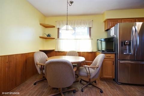 1100 Westbury Dr, Hoffman Estates, IL 60192 photo 9