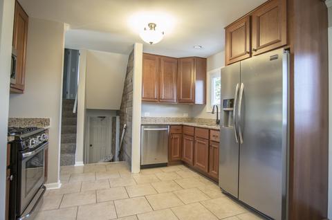 113 Stacy Ct, Glenview, IL 60025 photo 9