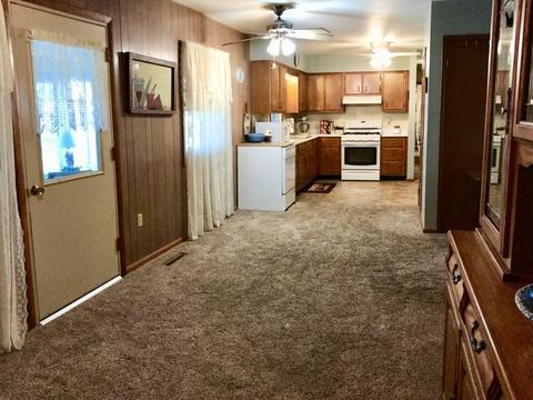 303 N 3rd St, Danforth, IL 60930 photo 9
