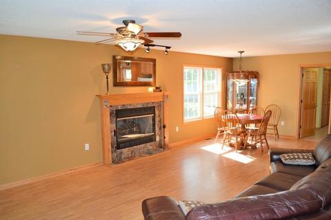 367 S May Ave, Kankakee, IL 60901 photo 3