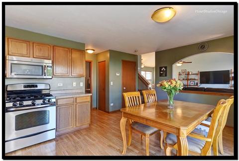 2004 Prairie Ridge Dr, Plainfield, IL 60586 photo 7