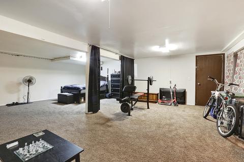 860 Maple Ln, Wheeling, IL 60090 photo 8