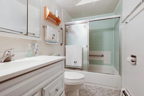 860 Maple Ln, Wheeling, IL 60090 photo 6
