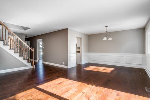 1676 Darwin Ct, Wheaton, IL 60189 photo 5