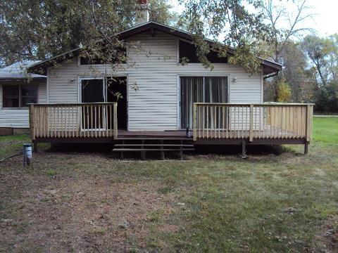 504 Spring Rd, Ingleside, IL 60041 photo 1