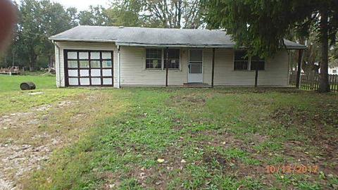 504 Spring Rd, Ingleside, IL 60041 photo 2