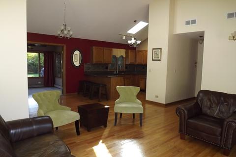 15423 S Pratt Ln, Plainfield, IL 60544 photo 8