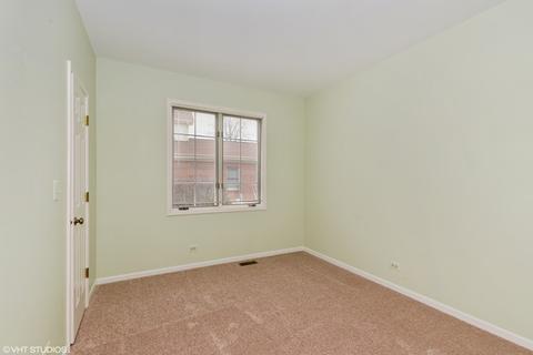 646 Golfers Ln, Bartlett, IL 60103 photo 7
