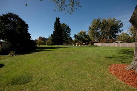 96 N Lyle Ave, Elgin, IL 60123 photo 2
