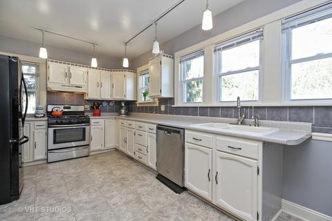 599 W Water St, Kankakee, IL 60901 photo 4