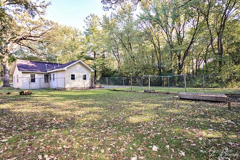 2117 Coolidge Ave, Mchenry, IL 60051 photo 6