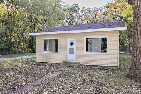 2117 Coolidge Ave, Mchenry, IL 60051 photo 2