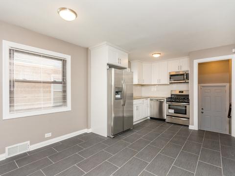 147 E 119th Pl, Chicago, IL 60628 photo 3