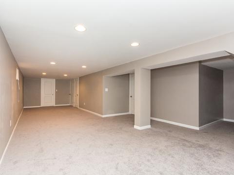 147 E 119th Pl, Chicago, IL 60628 photo 16