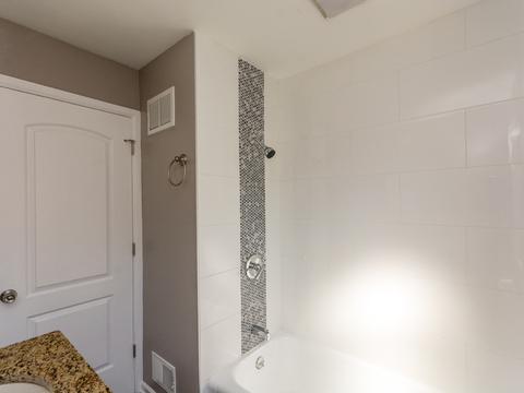 147 E 119th Pl, Chicago, IL 60628 photo 6