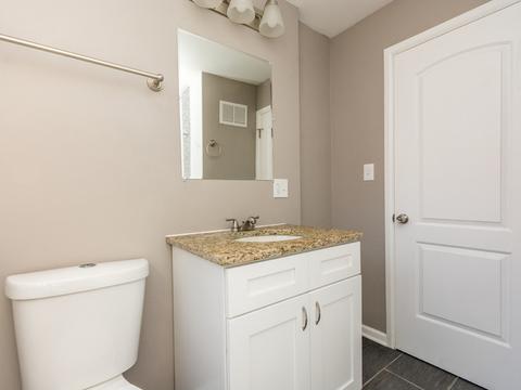 147 E 119th Pl, Chicago, IL 60628 photo 5