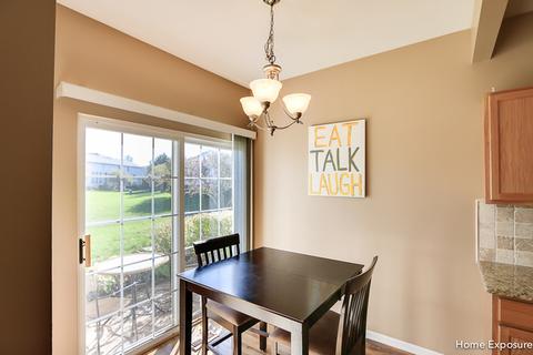 2352 Reflections Dr, Aurora, IL 60502 photo 7