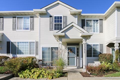 2352 Reflections Dr, Aurora, IL 60502 photo 1