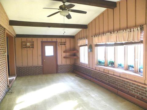 522 S 7th St, West Dundee, IL 60118 photo 6