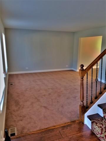 38 Highbury Dr, Elgin, IL 60120 photo 4