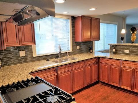 38 Highbury Dr, Elgin, IL 60120 photo 9