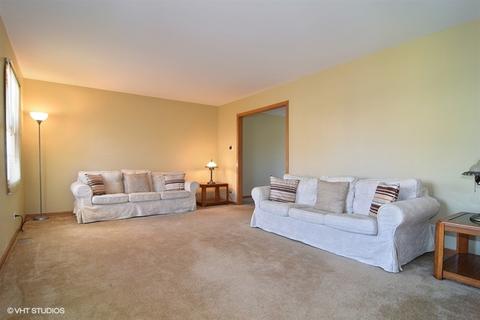 1525 Creekside Dr, Hoffman Estates, IL 60169 photo 7