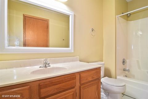 1525 Creekside Dr, Hoffman Estates, IL 60169 photo 15