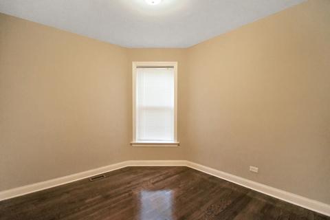 7241 S Champlain Ave, Chicago, IL 60619 photo 10