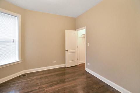 7241 S Champlain Ave, Chicago, IL 60619 photo 12