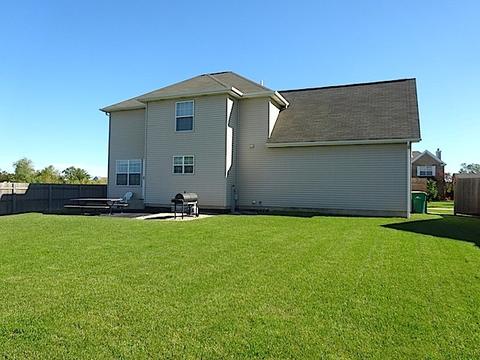16306 Fairfield Dr, Plainfield, IL 60586 photo 2
