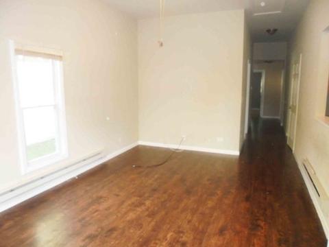 220 E Clark St, Plano, IL 60545 photo 2
