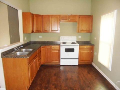 220 E Clark St, Plano, IL 60545 photo 3