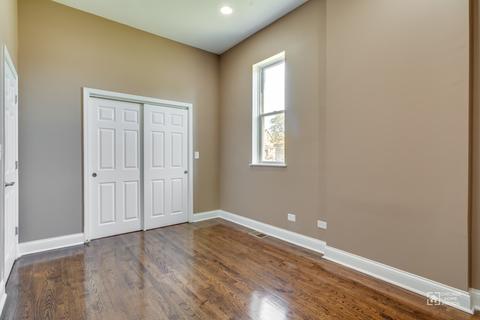 655 E Bowen Ave, Chicago, IL 60653 photo 6