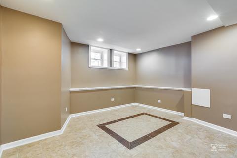 655 E Bowen Ave, Chicago, IL 60653 photo 7