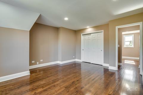 655 E Bowen Ave, Chicago, IL 60653 photo 21