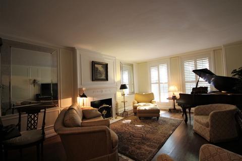 210 E Pearson St #2C, Chicago, IL 60611 photo 8