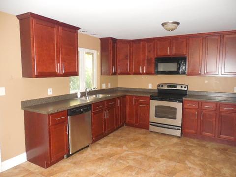 880 S Yates Ave, Kankakee, IL 60901 photo 4
