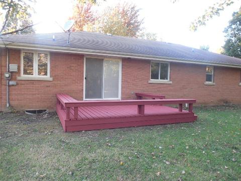 880 S Yates Ave, Kankakee, IL 60901 photo 3