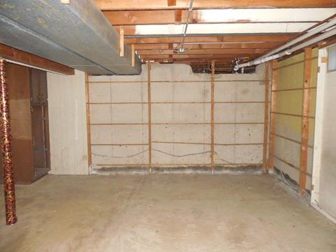 880 S Yates Ave, Kankakee, IL 60901 photo 12