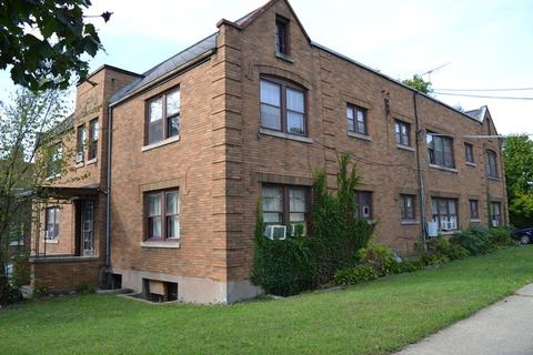 224 Jefferson Ave, Elgin, IL 60120 photo 2