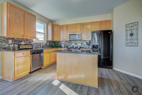 11401 Glenbrook Cir, Plainfield, IL 60585 photo 7