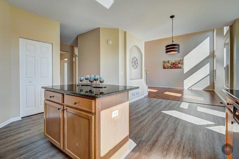 11401 Glenbrook Cir, Plainfield, IL 60585 photo 10