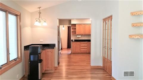 1019 Valewood Rd, Bartlett, IL 60103 photo 8