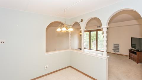 1436 E Thacker St #307, Des Plaines, IL 60016 photo 9