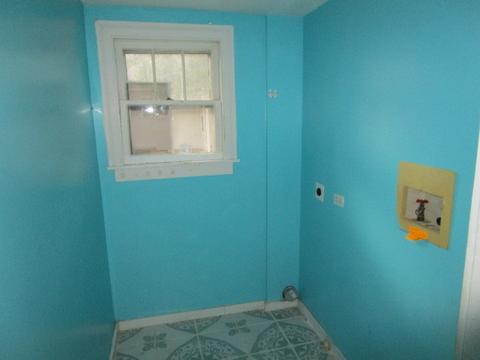 423 Jay St, Elgin, IL 60120 photo 11