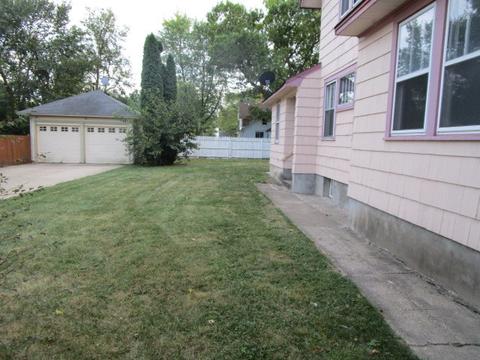 423 Jay St, Elgin, IL 60120 photo 5