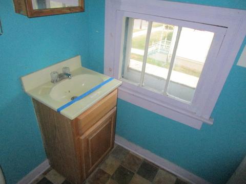 423 Jay St, Elgin, IL 60120 photo 17