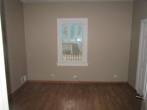 423 Jay St, Elgin, IL 60120 photo 10