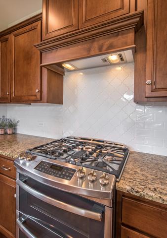 15801 Brookshore Dr, Plainfield, IL 60544 photo 13