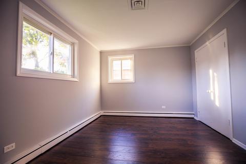 1086 S 3rd Ave, Des Plaines, IL 60016 photo 12